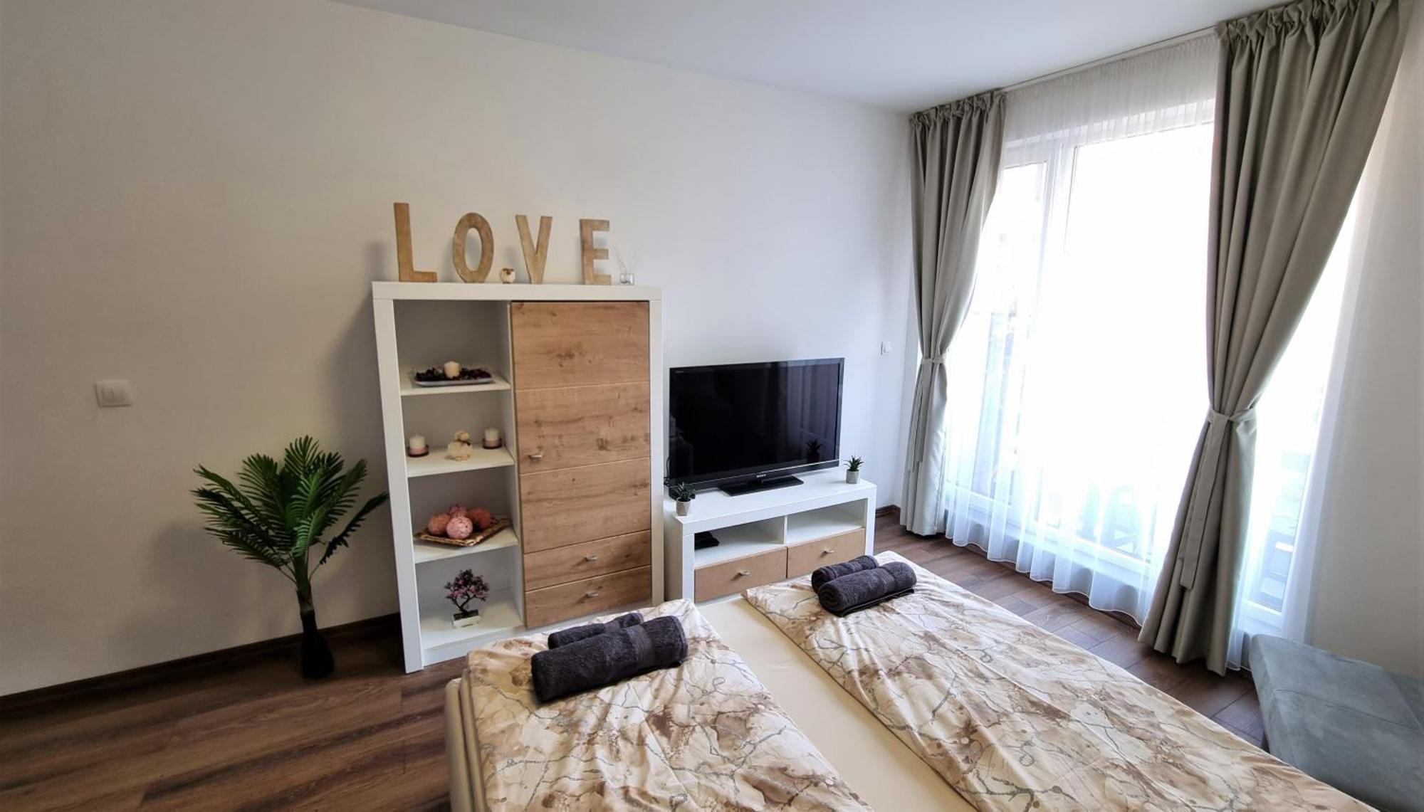 Luxury Quiet Apartment In The City Center Plovdiv Bagian luar foto